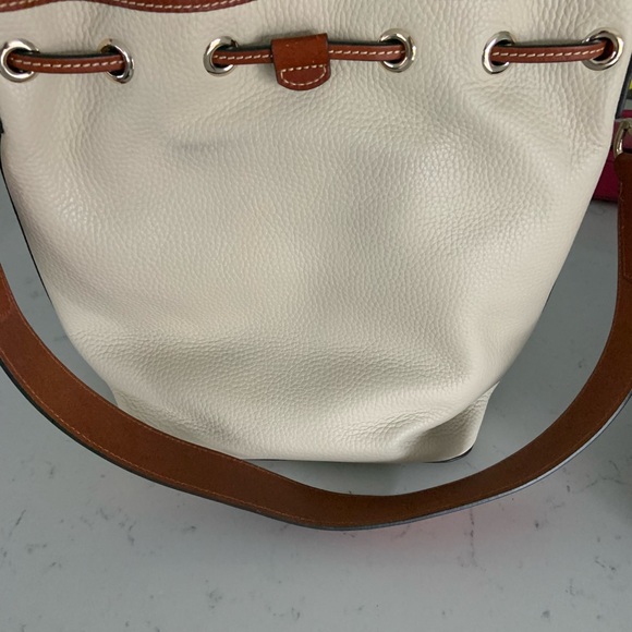 NWT Dooney & Bourke  Pebble Grain Small Drawstring Bag - Picture 3 of 7